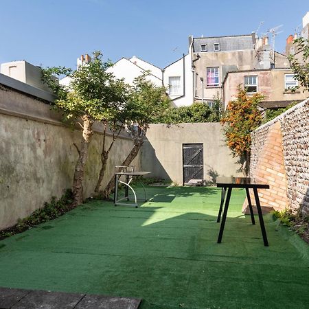 Quality Stay Rooms Brighton Exterior foto